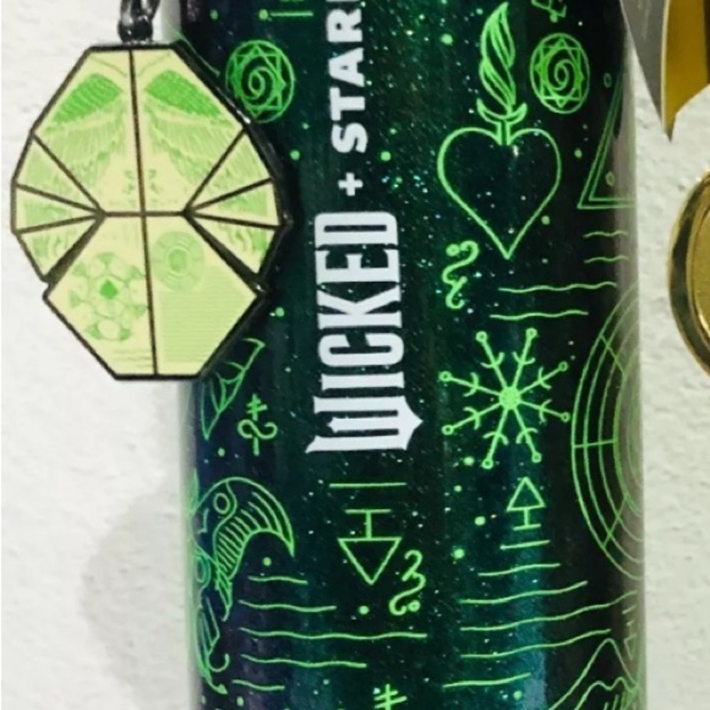 I’m needing this Starbucks Wicked + Star Green Tumbler with Patterns.!
